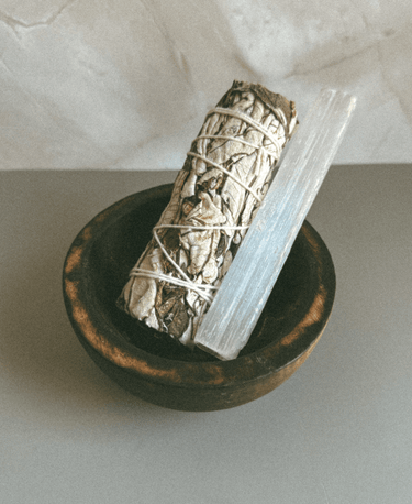 Peppermint + White Sage Smudge Stick - Alchemist + Co