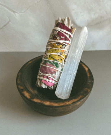 Seven Chakra White Sage Smudge Stick - Alchemist + Co