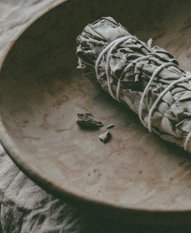 Smudge Wellness Candle - Alchemist + Co